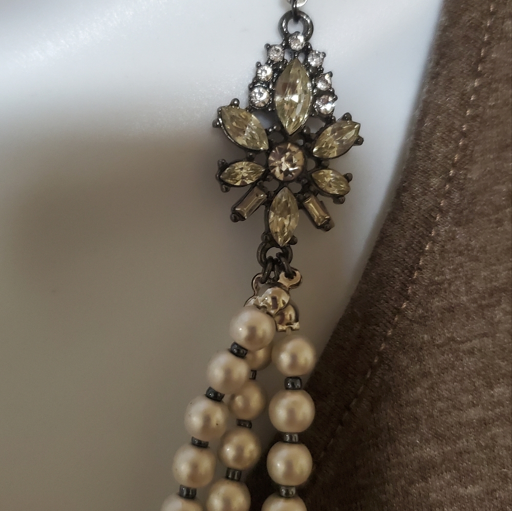 Necklace - Picture 3 of 4